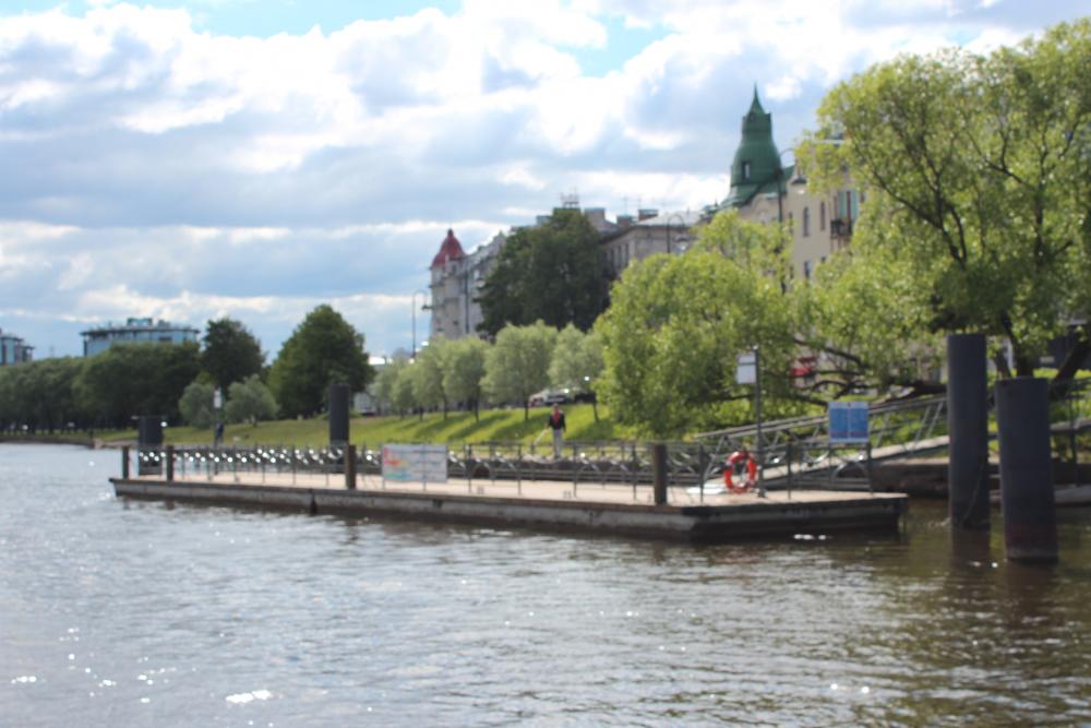 Крестовский остров