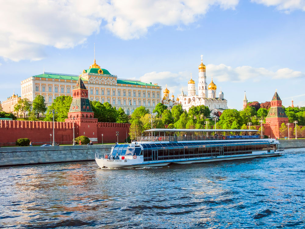 Прогулка на теплоходе «River Palace»