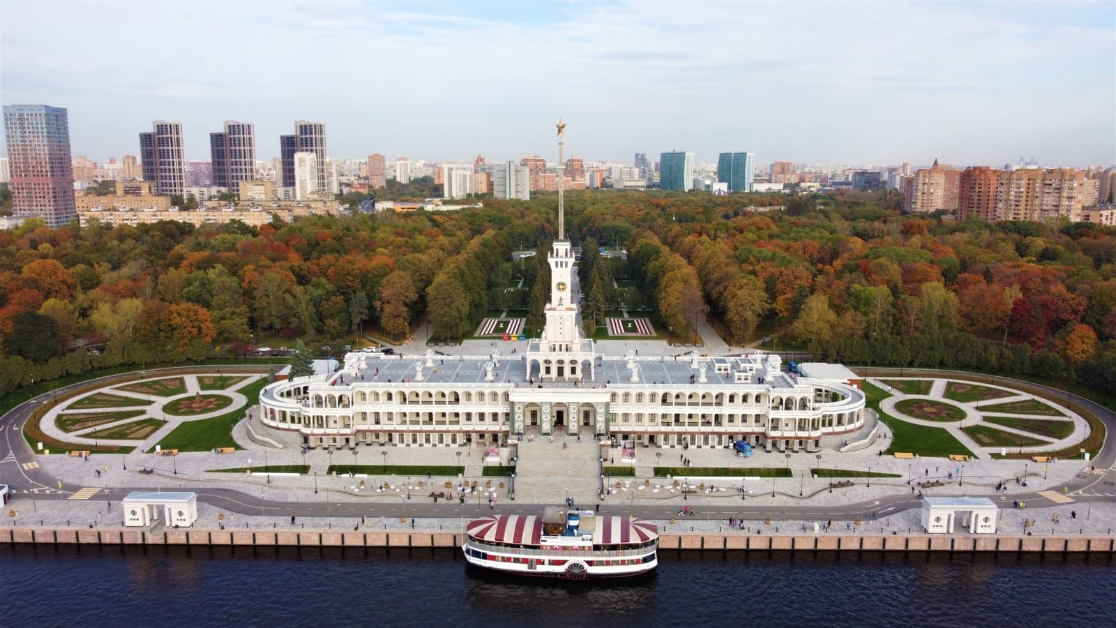 Часовая прогулка от Северного Речного Вокзала.